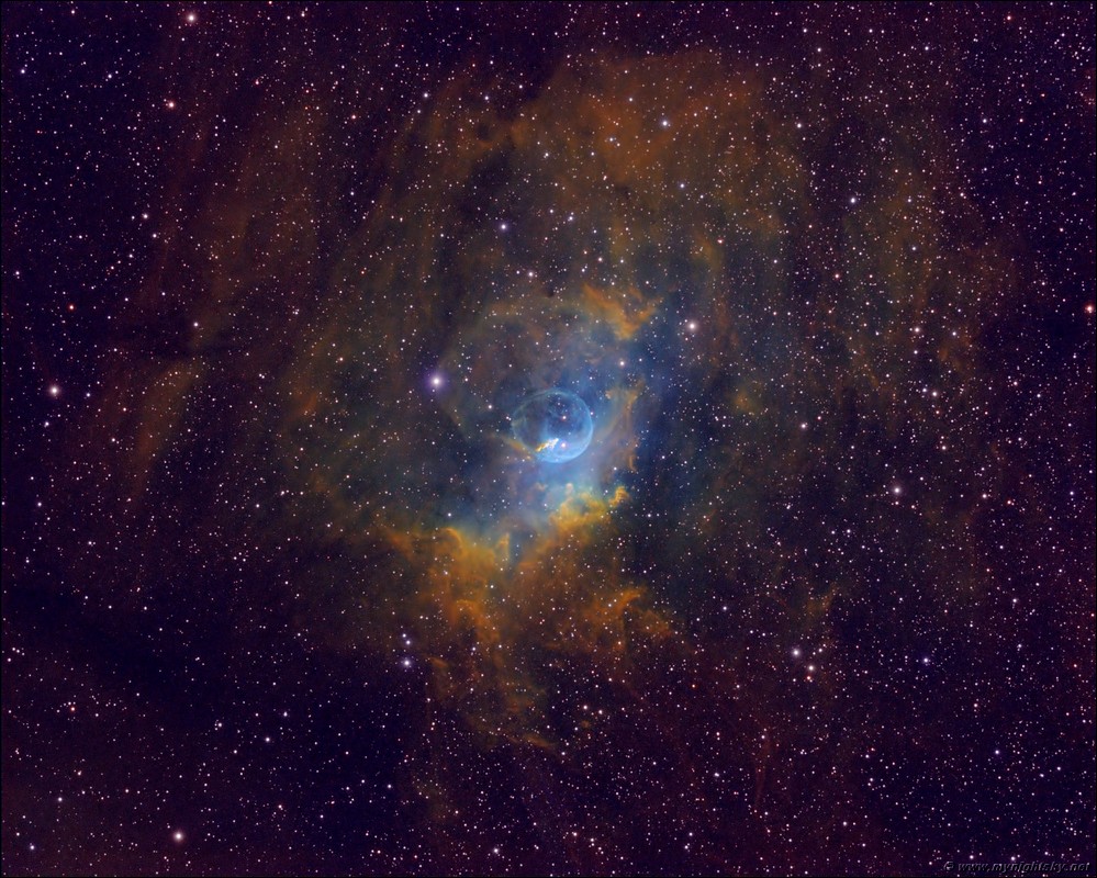 Click to view the full size image:
2758 x 2208, 1.12 MB