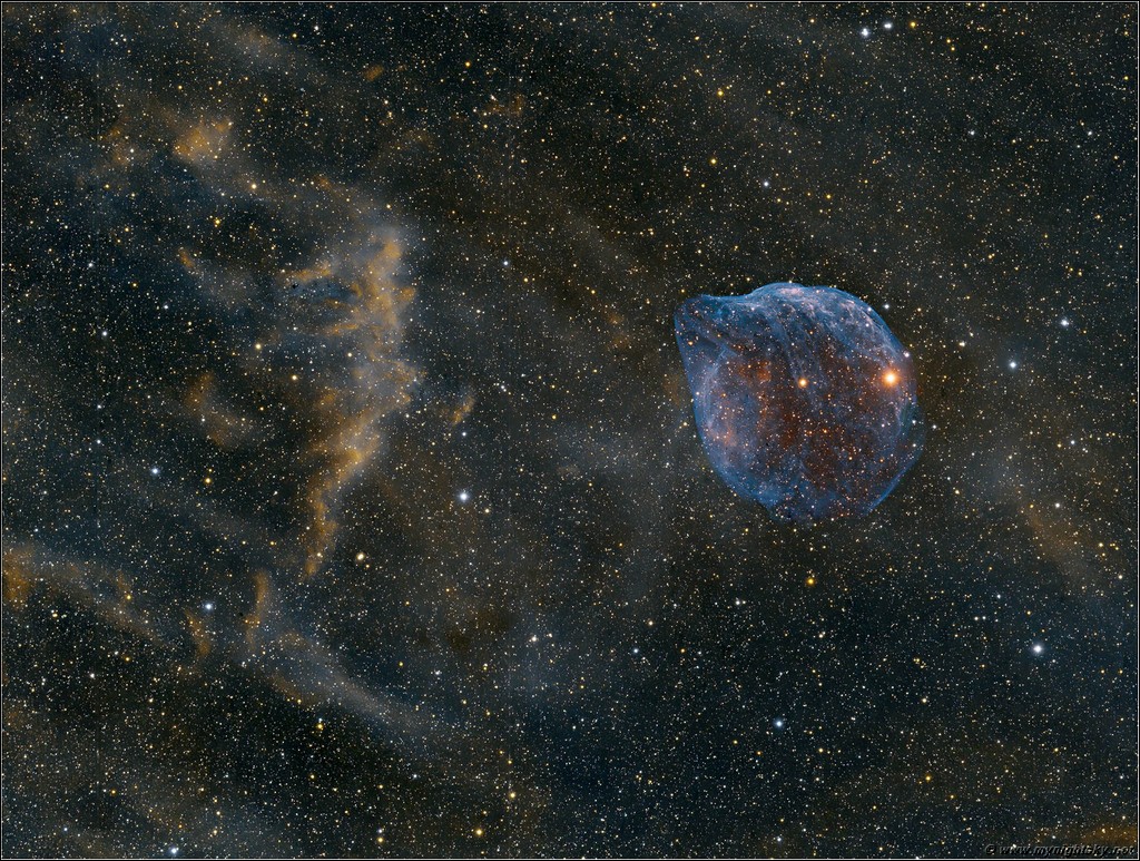 Click to view the full size image:
2000 x 1509, 776 KB